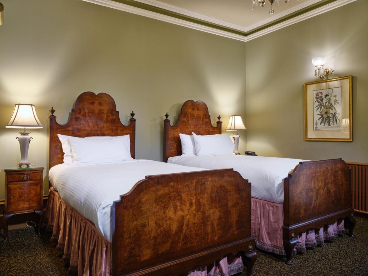 Craig'S Royal Hotel Ballarat Zewnętrze zdjęcie A room at the hotel